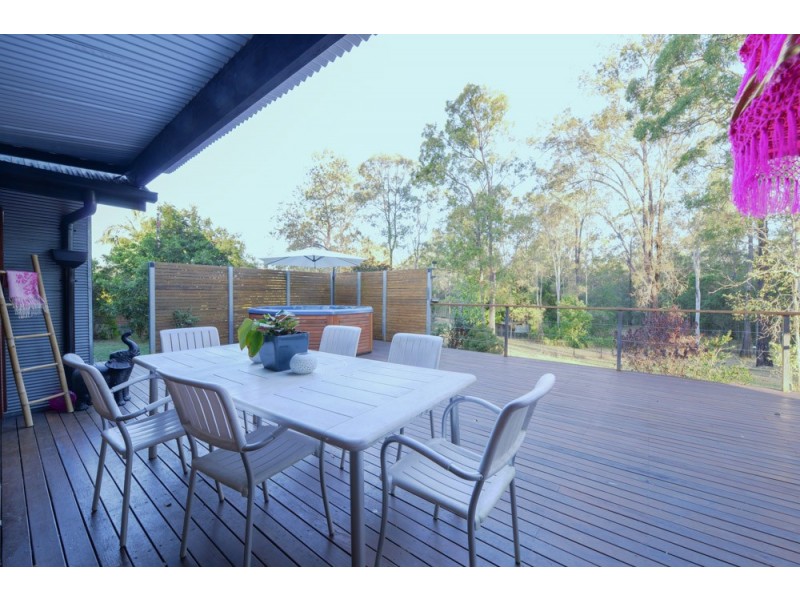 24-26 Silvereye Cres, Greenbank QLD 4124