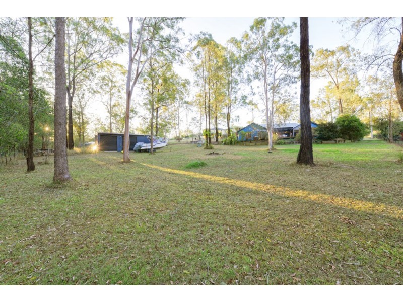 24-26 Silvereye Cres, Greenbank QLD 4124