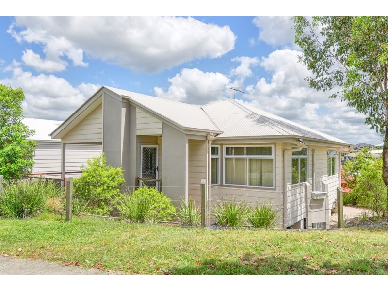 17 Aspect Terrace, Springfield Lakes QLD 4300