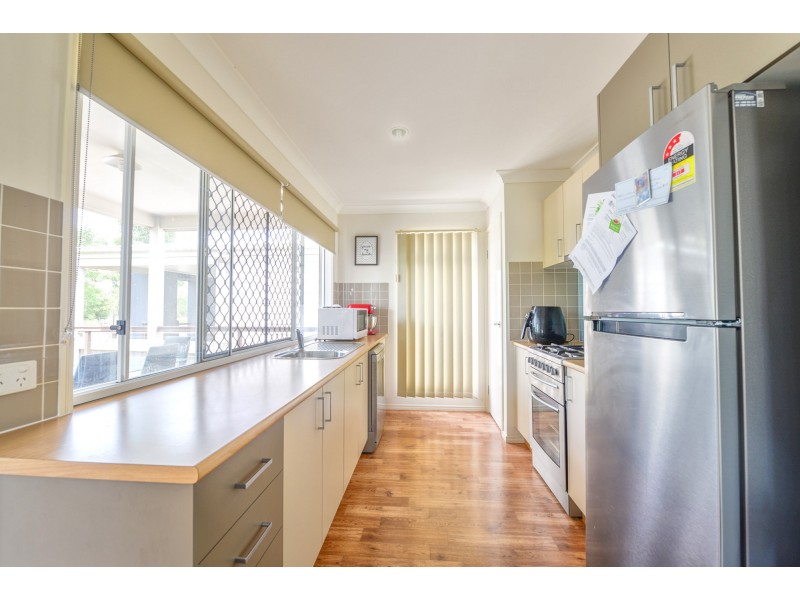17 Aspect Terrace, Springfield Lakes QLD 4300
