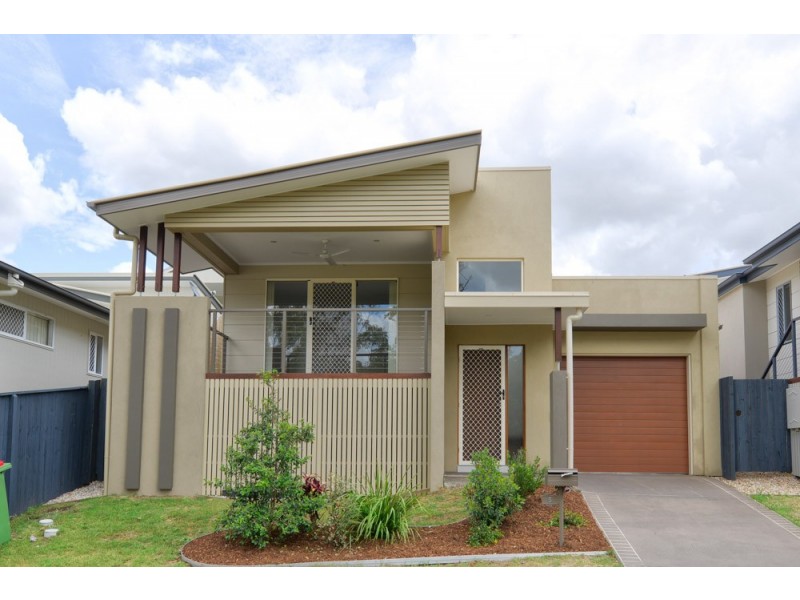 5 Cape Nelson Way, Springfield Lakes QLD 4300