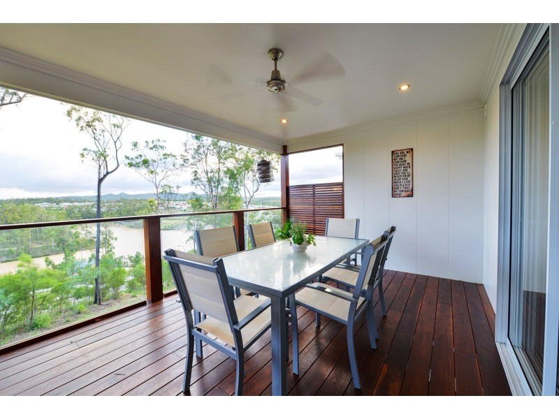 10 Aspect Tce, Springfield Lakes QLD 4300