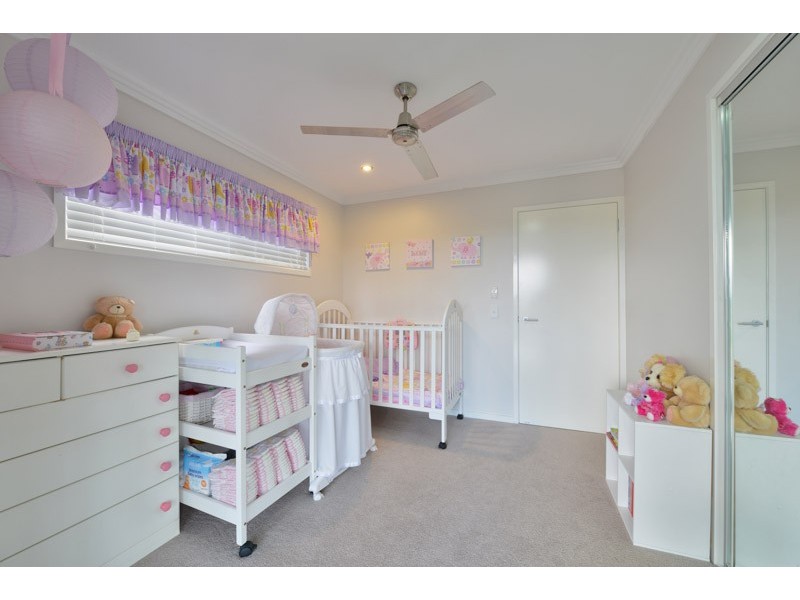 10 Aspect Tce, Springfield Lakes QLD 4300