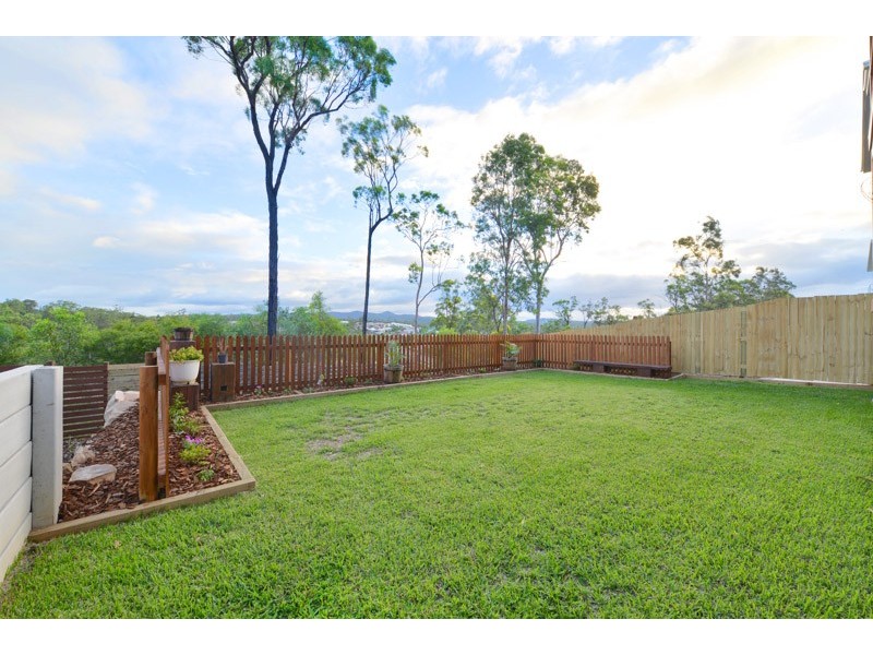 10 Aspect Tce, Springfield Lakes QLD 4300