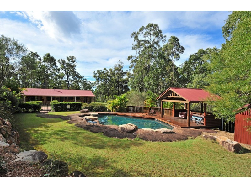 10-18 Woodswallow Ct, Greenbank QLD 4124