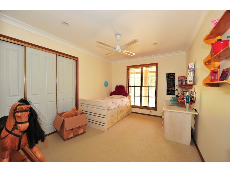 10-18 Woodswallow Ct, Greenbank QLD 4124