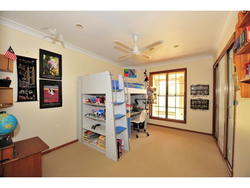 10-18 Woodswallow Ct, Greenbank QLD 4124