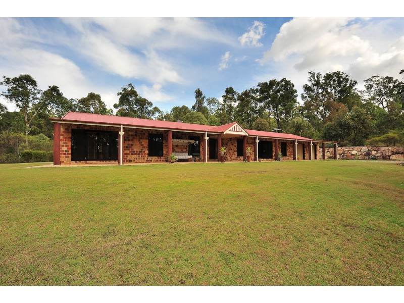 10-18 Woodswallow Ct, Greenbank QLD 4124