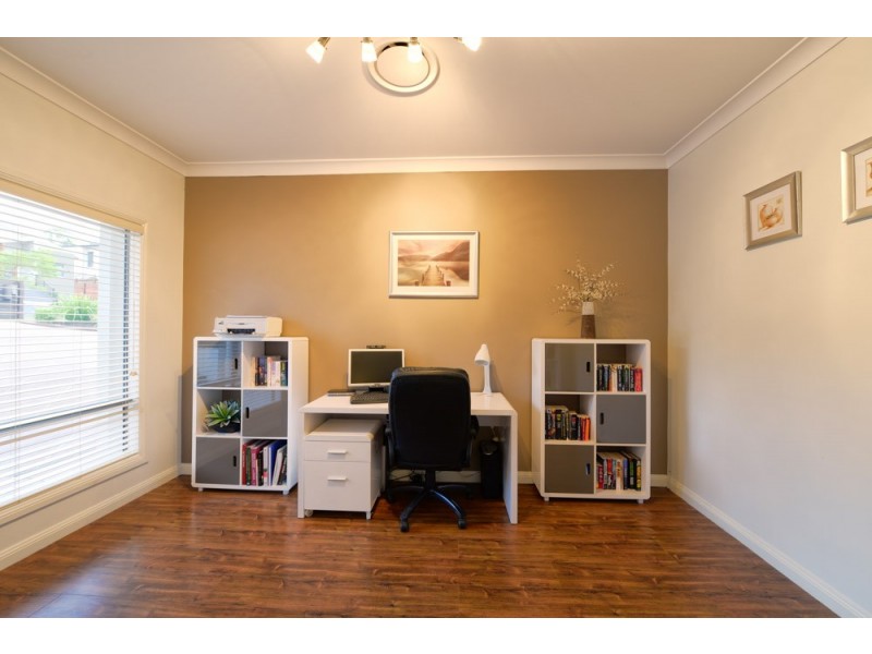 10 Lomandra Court, Brookwater QLD 4300