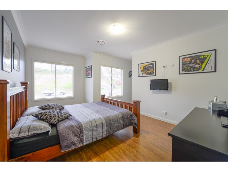 10 Lomandra Court, Brookwater QLD 4300