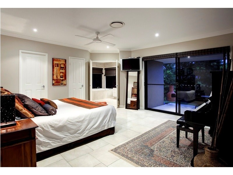 18 Verbena Crescent, Brookwater QLD 4300