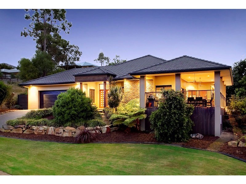 18 Verbena Crescent, Brookwater QLD 4300