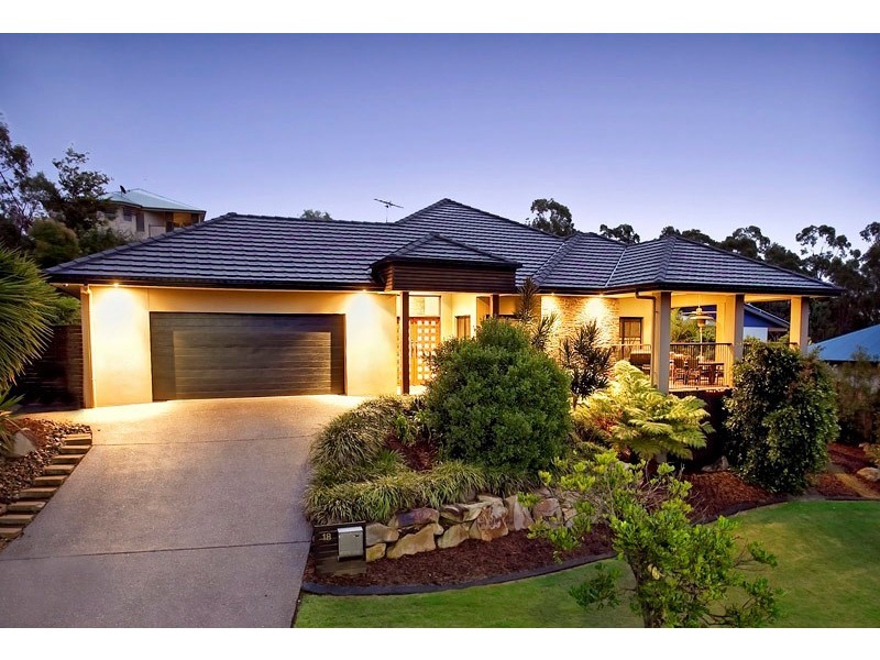 18 Verbena Crescent, Brookwater QLD 4300