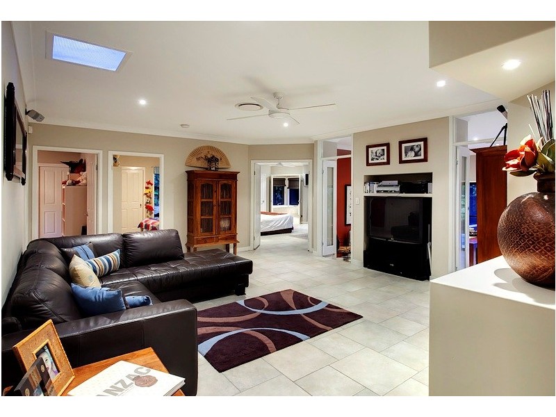 18 Verbena Crescent, Brookwater QLD 4300