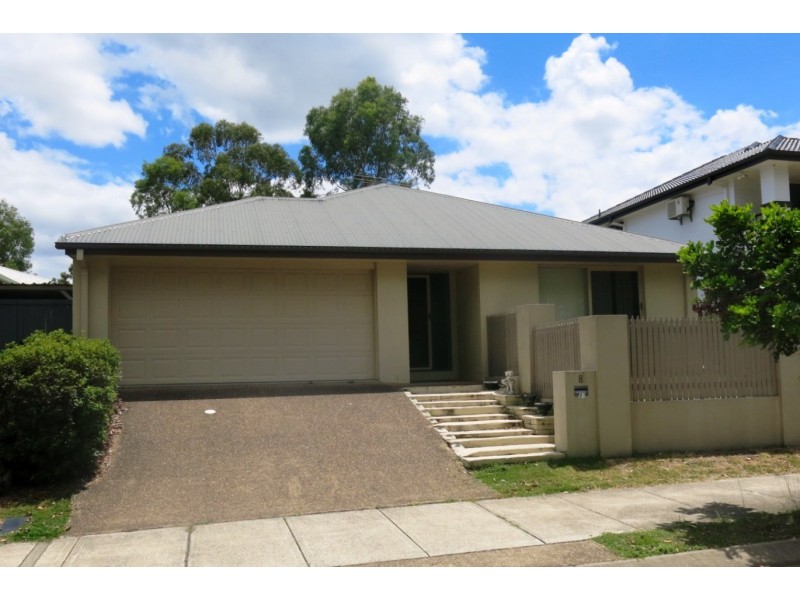 8 Burlington Terrace, Springfield Lakes QLD 4300