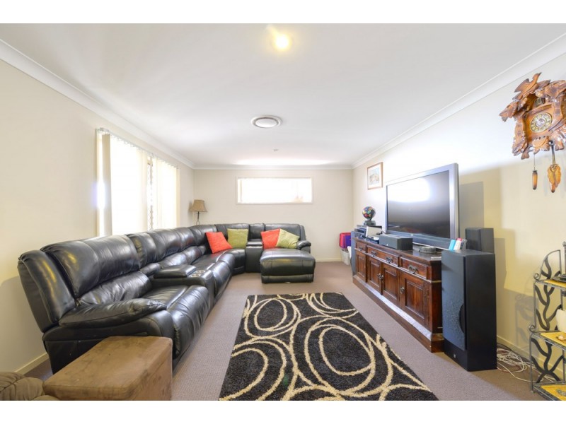 31 Amadeus Circuit, Springfield Lakes QLD 4300