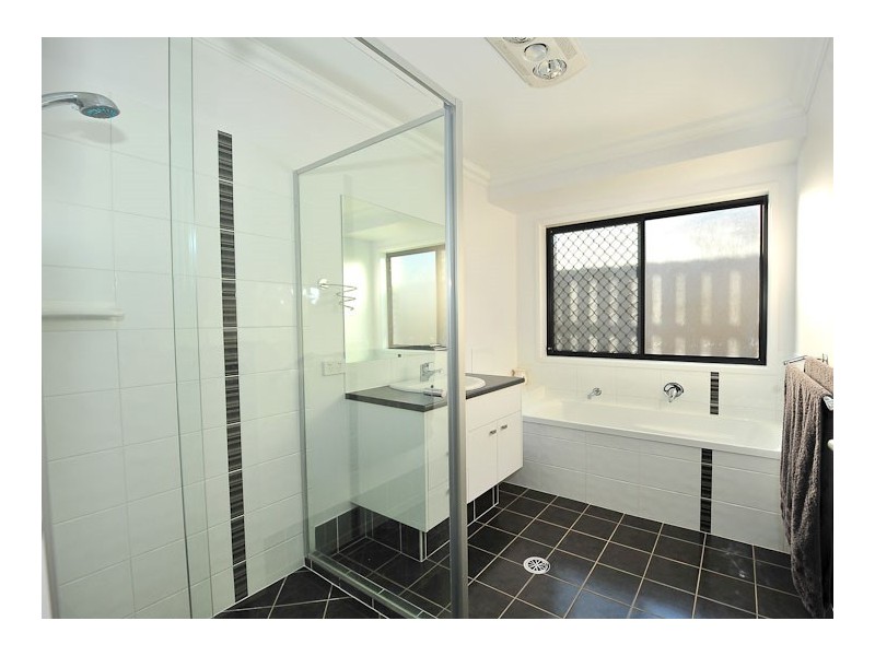 36 Brigid Boulevard, Augustine Heights QLD 4300