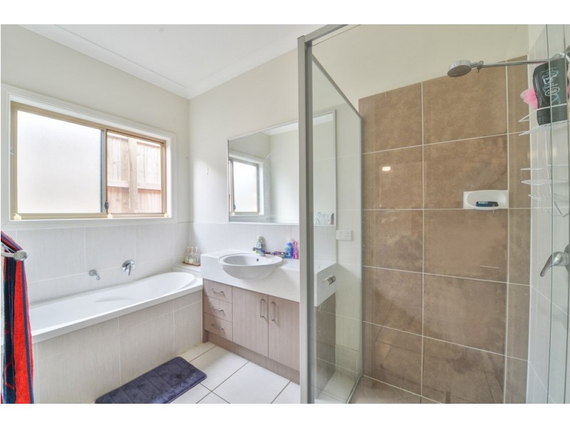 17 Rocky Cape Street, Springfield Lakes QLD 4300