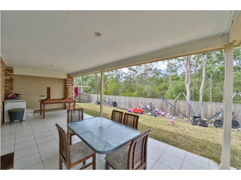 17 Rocky Cape Street, Springfield Lakes QLD 4300