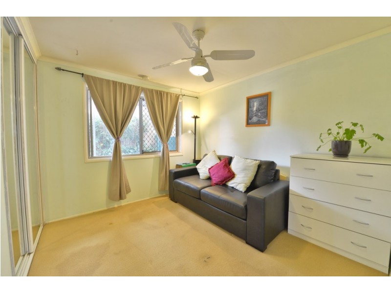 1 Opal Place, Springfield QLD 4300