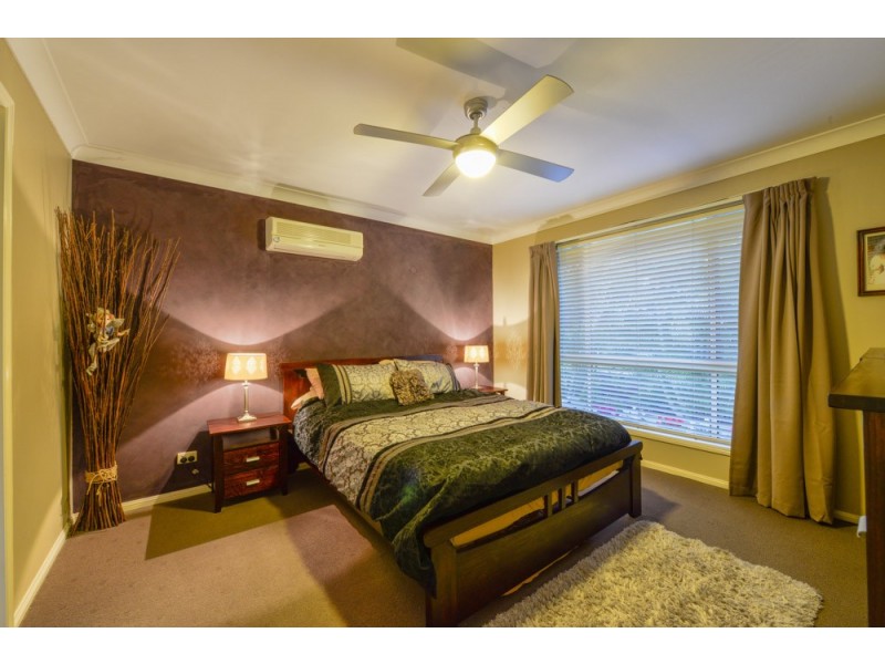 113 Lakeside Ave, Springfield Lakes QLD 4300