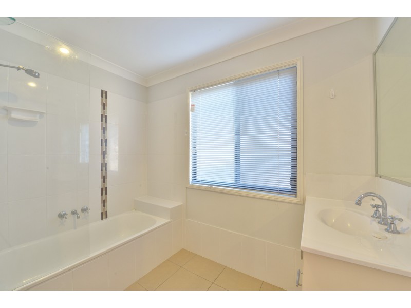 69 Emerald Crescent, Springfield QLD 4300