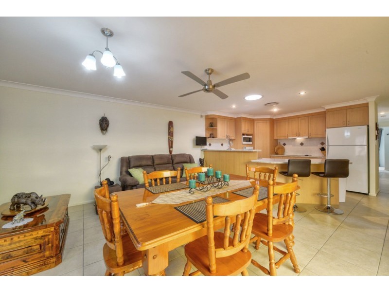 10 Darter Place, Springfield Lakes QLD 4300