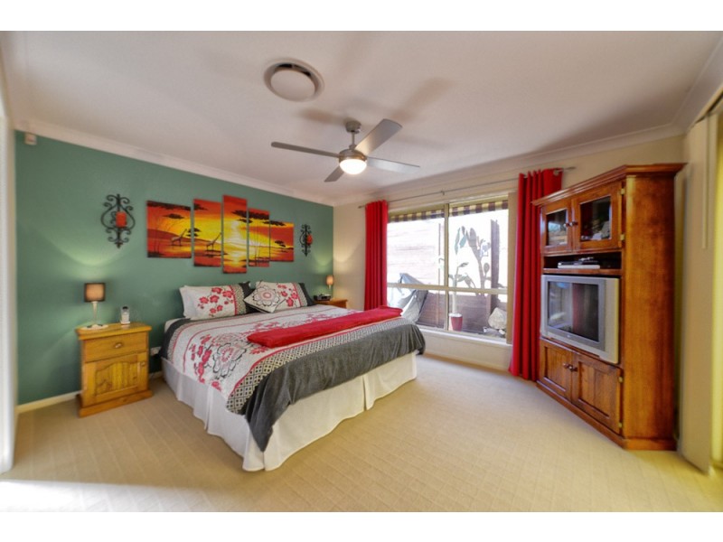 10 Darter Place, Springfield Lakes QLD 4300