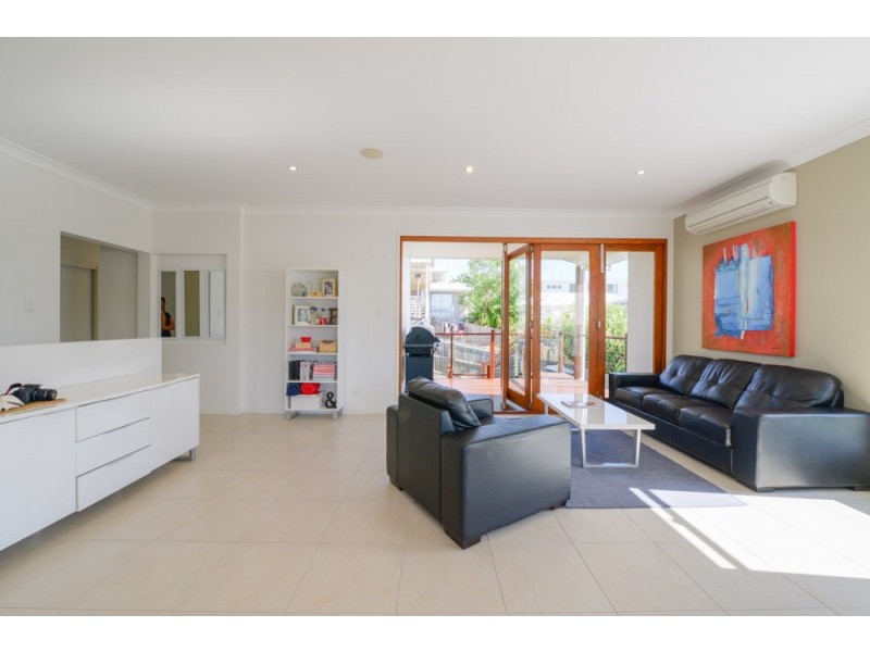 23 Waratah Crescent, Springfield Lakes QLD 4300