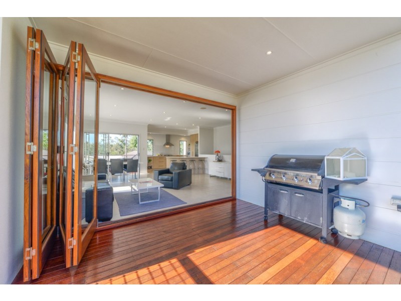 23 Waratah Crescent, Springfield Lakes QLD 4300