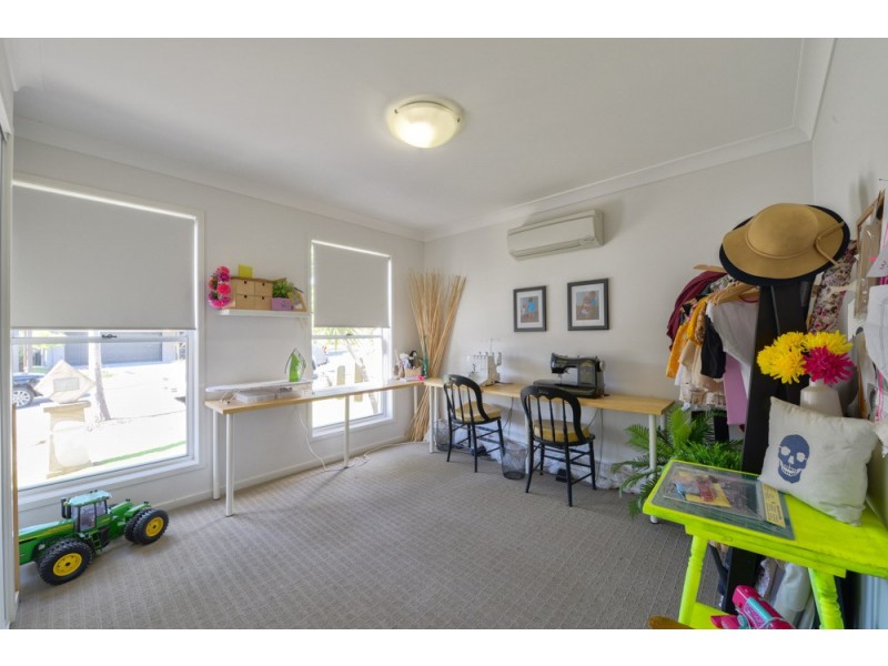 23 Waratah Crescent, Springfield Lakes QLD 4300