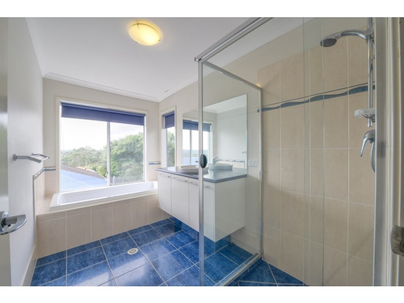 3 Waterview Court, Springfield Lakes QLD 4300