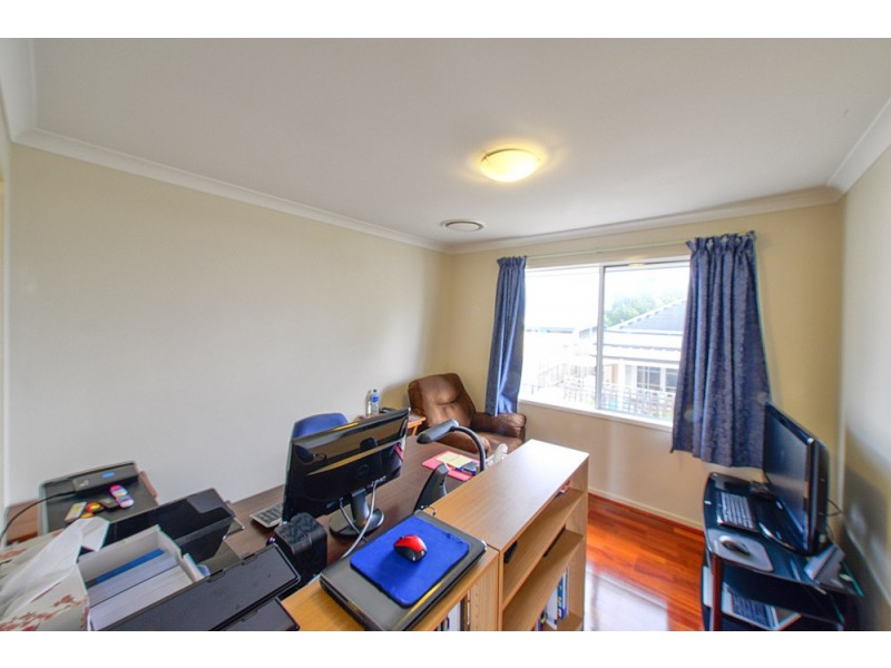 3 Waterview Court, Springfield Lakes QLD 4300