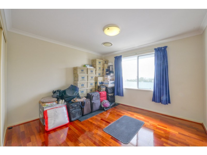 3 Waterview Court, Springfield Lakes QLD 4300