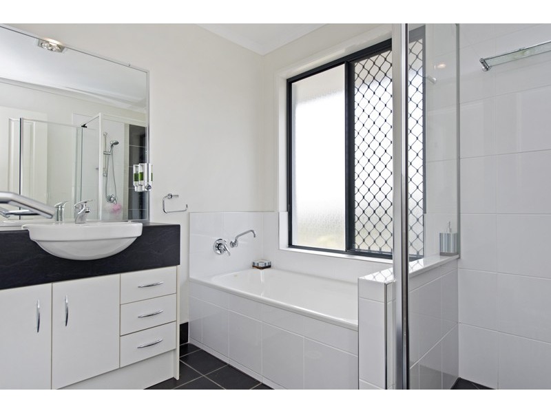 49-53 Bradman Street, New Beith QLD 4124