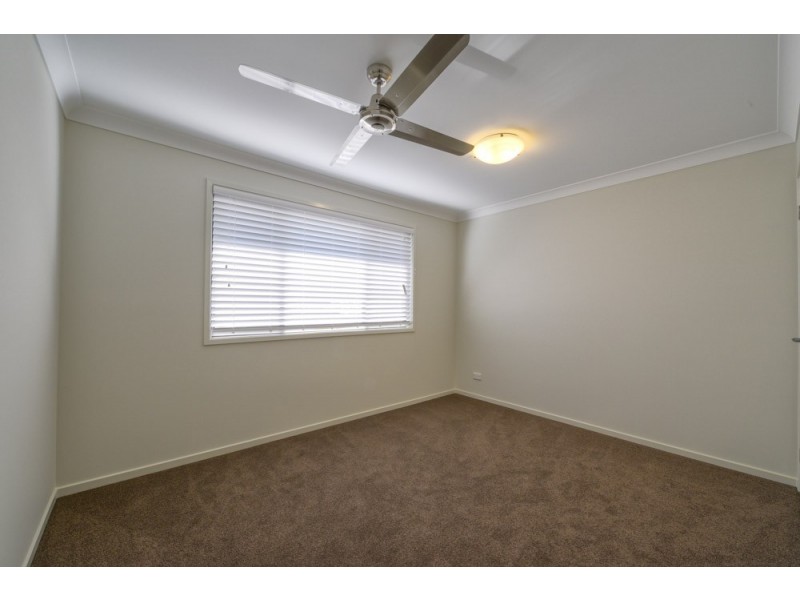 51 Parkview drive, Springfield Lakes QLD 4300