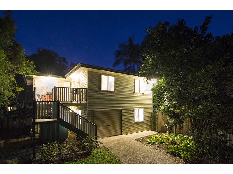 27 Jainba Street, Indooroopilly QLD 4068