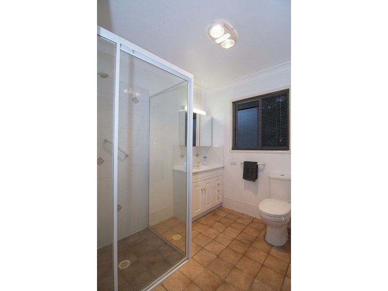 27 Jainba Street, Indooroopilly QLD 4068