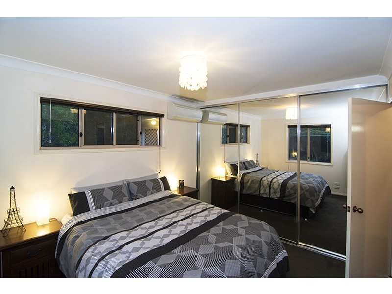 27 Jainba Street, Indooroopilly QLD 4068