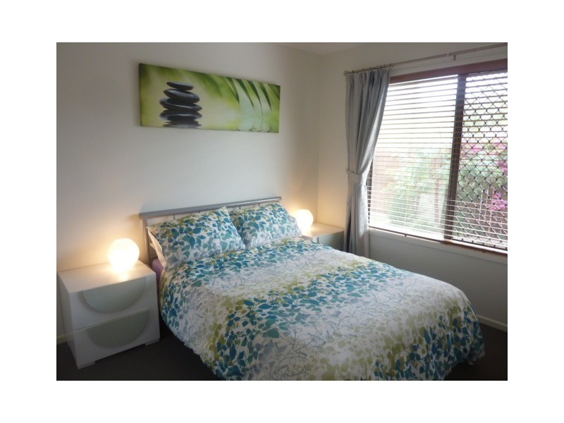 24 Bathersby Crescent, Augustine Heights QLD 4300