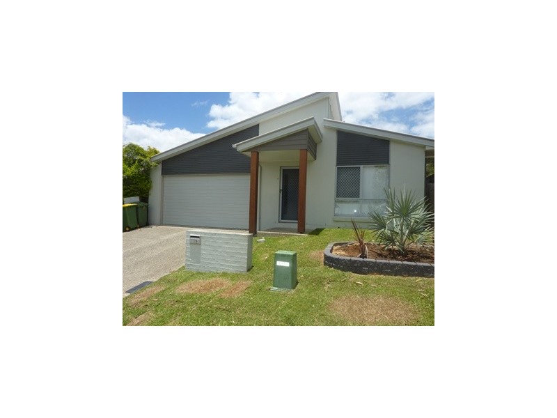 15 Greenleaf Avenue, Springfield Lakes QLD 4300