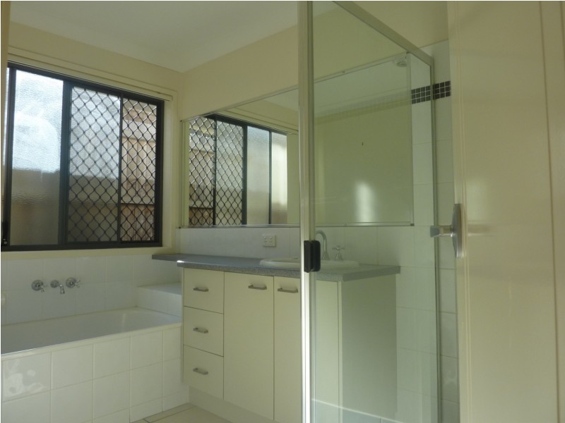 100 James Josey Avenue, Springfield Lakes QLD 4300