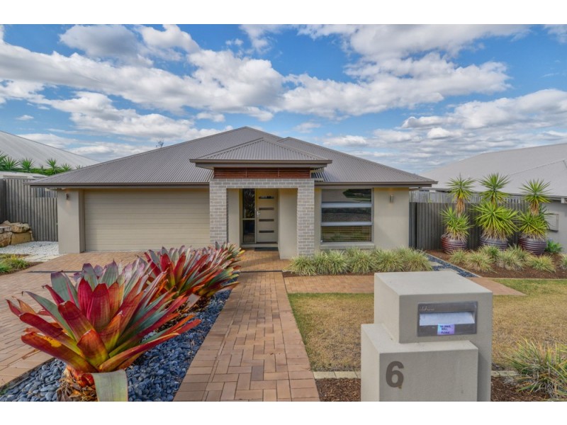 6 Finnigan Street, Augustine Heights QLD 4300