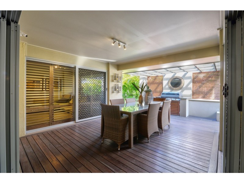 6 Finnigan Street, Augustine Heights QLD 4300