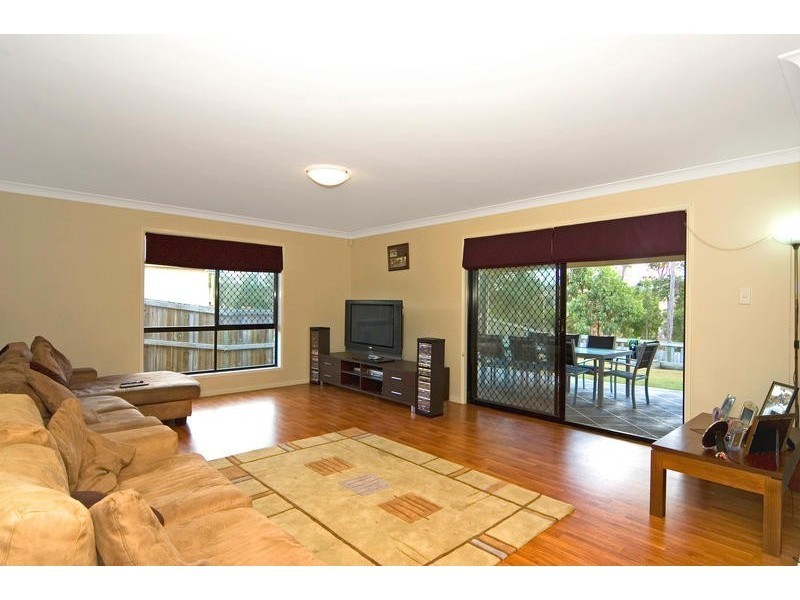 23 Burlington Terrace, Springfield Lakes QLD 4300