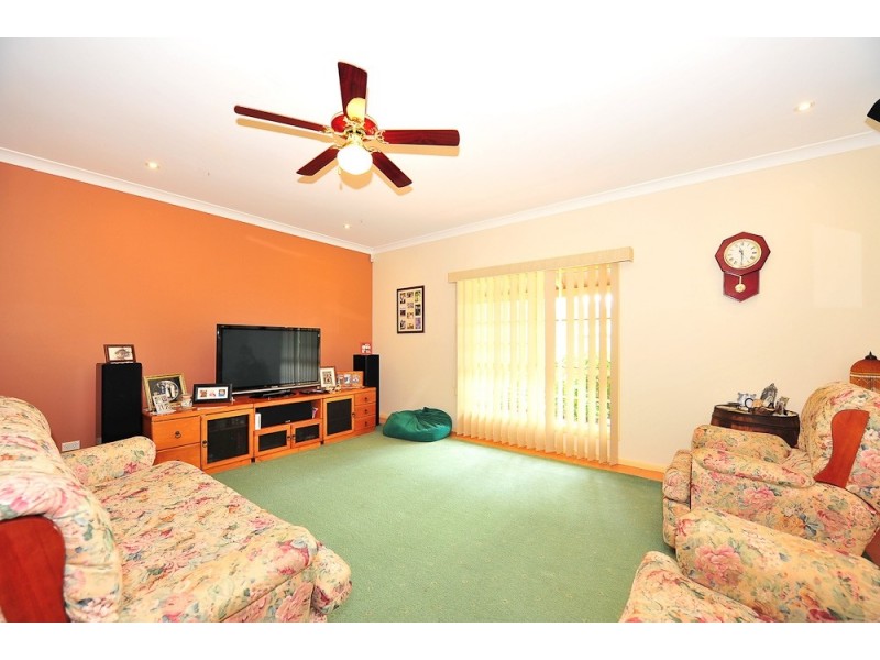 10 Potaroo Court, Greenbank QLD 4124