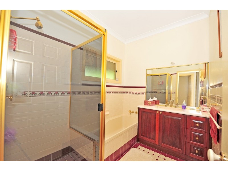 10 Potaroo Court, Greenbank QLD 4124