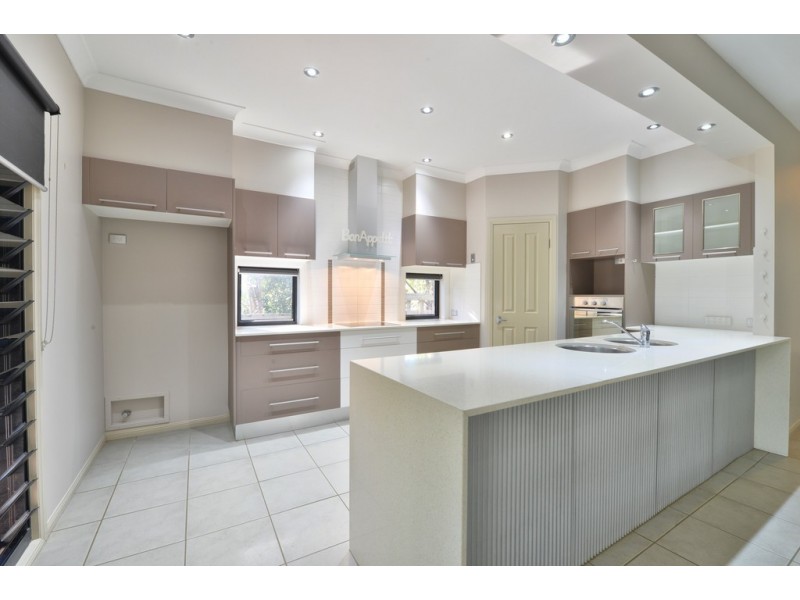 21 Burlington Terrace, Springfield Lakes QLD 4300
