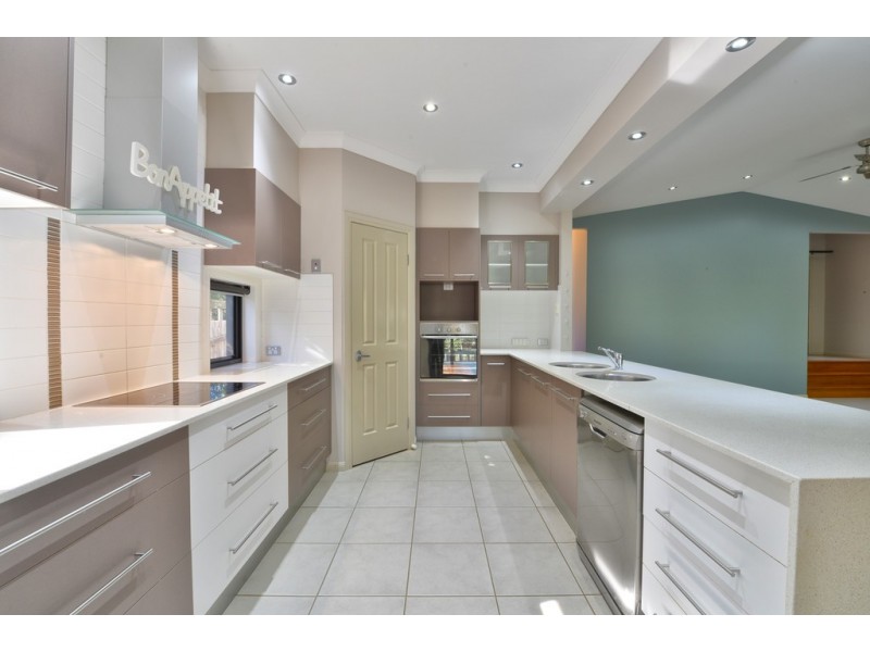 21 Burlington Terrace, Springfield Lakes QLD 4300