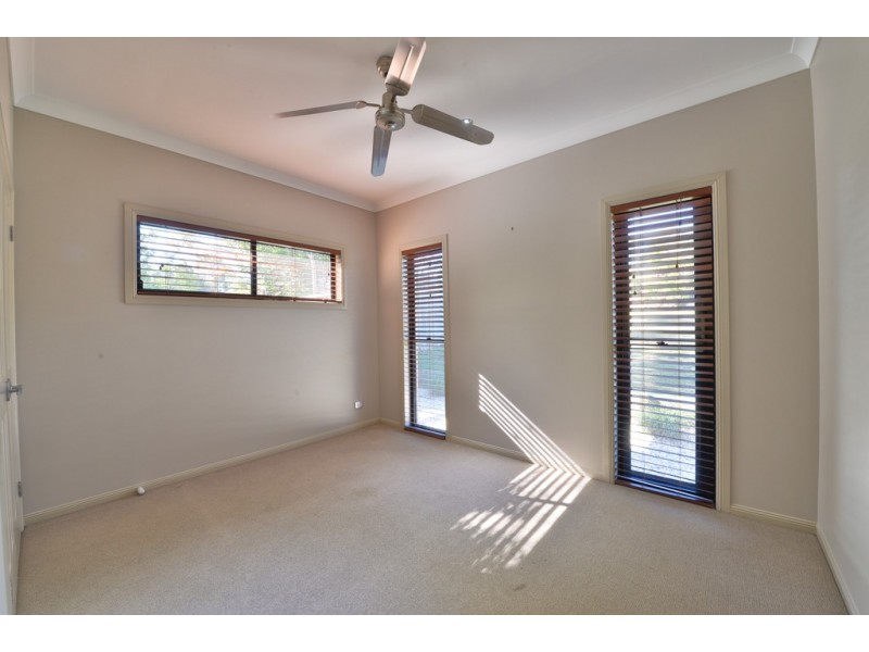 21 Burlington Terrace, Springfield Lakes QLD 4300